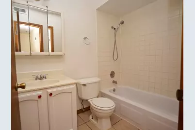 [Address not provided], Addison, IL 60101 - Photo 16
