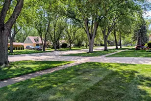 476 Raupp Blvd, Buffalo Grove, IL 60089 - Photo 24