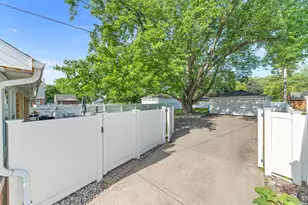 9 N Waverly Pl, Mount Prospect, IL 60056 - Photo 28