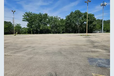 243 Roosevelt Road, West Chicago, IL 60185 - Photo 2