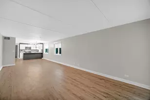 225 E Wing St, Arlington Heights, IL 60004 - Photo 16