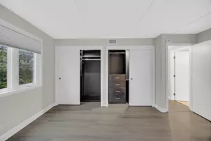 225 E Wing St, Arlington Heights, IL 60004 - Photo 16
