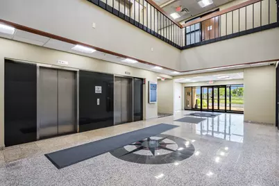 10700 W Higgins Road #300, Rosemont, IL 60018 - Photo 4