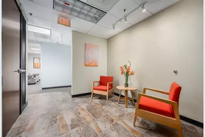 10700 W Higgins Road #300, Rosemont, IL 60018 - Photo 6