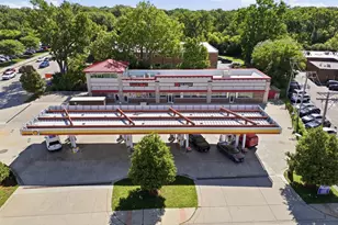 1605 S River Rd, Des Plaines, IL 60018 - Photo 2