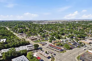 1605 S River Rd, Des Plaines, IL 60018 - Photo 10