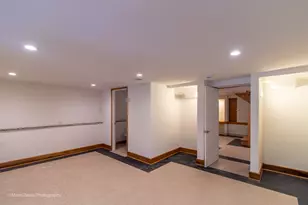 6334 S St Lawrence Ave, Chicago, IL 60637 - Photo 20