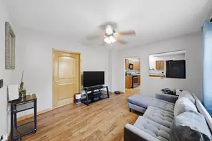 112 Arizona Ave, Joliet, IL 60433 - Photo 4