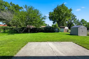 372 Clearmont Dr, Elk Grove Village, IL 60007 - Photo 26