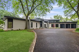 411 Woodland Ct, Glenview, IL 60025 - Photo 2