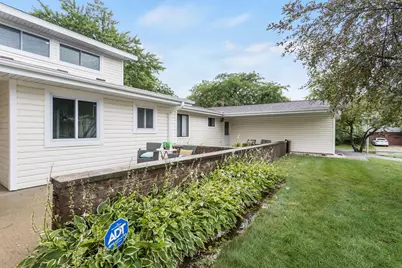 1125 Danvers Court, Schaumburg, IL 60193 - Photo 4