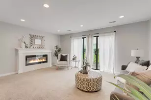 1125 Danvers Ct, Schaumburg, IL 60193 - Photo 12