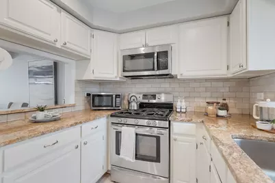 1125 Danvers Court, Schaumburg, IL 60193 - Photo 8