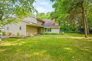 6538 Coach Lite Ct, Loves Park, IL 61111 - Photo 4