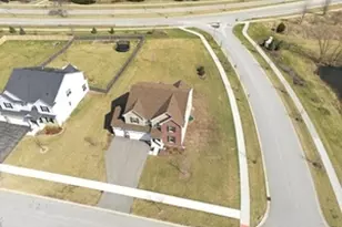 16117 S Longcommon Ln, Plainfield, IL 60586 - Photo 2