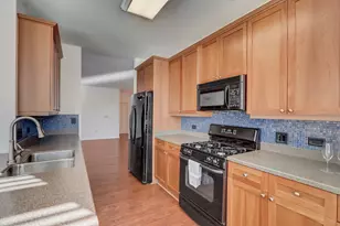 620 McHenry Rd, Wheeling, IL 60090 - Photo 10
