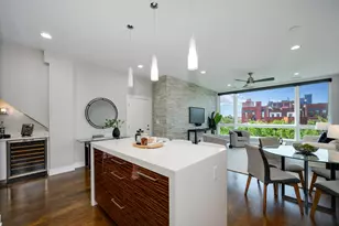1446 W Cortez Ave, Chicago, IL 60642 - Photo 10