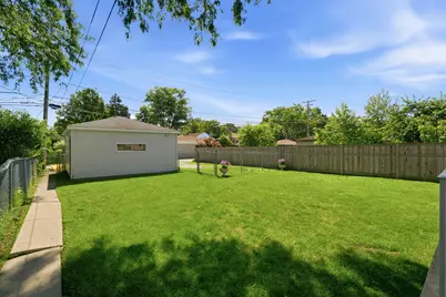 7519 Kolmar Avenue, Skokie, IL 60076 - Photo 28