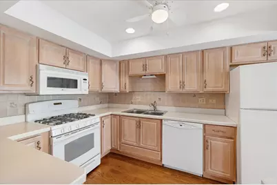 475 Sarah Court, Wood Dale, IL 60191 - Photo 6