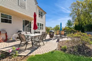 11061 Bayou Ct, Huntley, IL 60142 - Photo 4