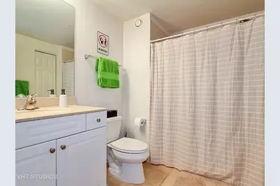 807 Davis Street #903, Evanston, IL 60201 - Photo 6