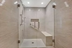 40 E Delaware Pl, Chicago, IL 60611 - Photo 22