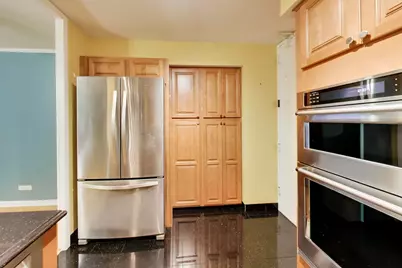 201 E Chestnut Street #8B, Chicago, IL 60611 - Photo 10