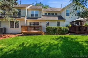 37 Ione Dr, South Elgin, IL 60177 - Photo 32