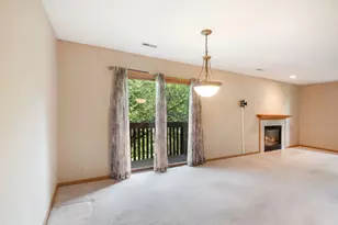 500 Westwood Ct, Crystal Lake, IL 60014 - Photo 6