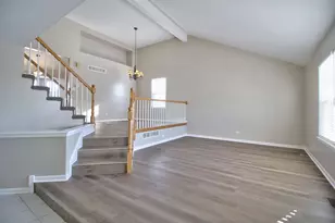 1504 Pheasant Landing Dr, Plainfield, IL 60586 - Photo 2