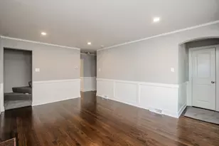 8043 S Yale Ave, Chicago, IL 60620 - Photo 2