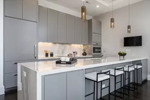 2037 W Division St, Chicago, IL 60622 - Photo 10