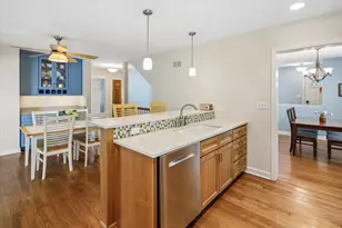 605 S Fern Ave, Elmhurst, IL 60126 - Photo 10