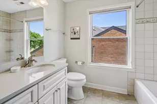 605 S Fern Ave, Elmhurst, IL 60126 - Photo 16