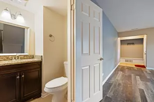 510 Nebraska Cir, Carol Stream, IL 60188 - Photo 12