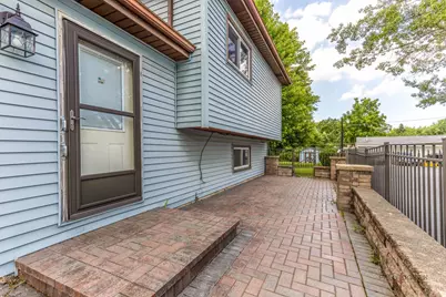 18226 W Big Oaks Road, Grayslake, IL 60030 - Photo 20