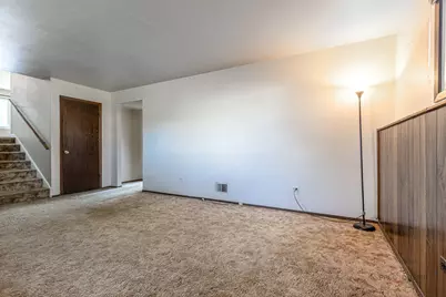 18226 W Big Oaks Road, Grayslake, IL 60030 - Photo 12
