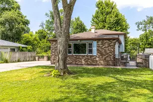18226 W Big Oaks Rd, Grayslake, IL 60030 - Photo 1