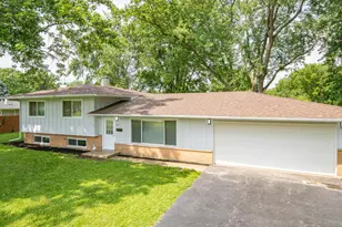 936 Cuyahoga Dr, Bartlett, IL 60103 - Photo 1