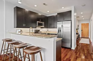 3946 N Ravenswood Ave, Chicago, IL 60613 - Photo 12