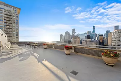 222 E Pearson Street #2002, Chicago, IL 60611 - Photo 18