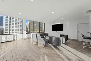 222 E Pearson St, Chicago, IL 60611 - Photo 20