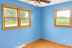 308 W Logan St, Forreston, IL 61030 - Photo 6