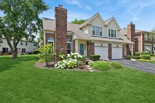 4062 N Newport Ln, Arlington Heights, IL 60004 - Photo 1