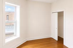 1439 E 66th Pl, Chicago, IL 60637 - Photo 6