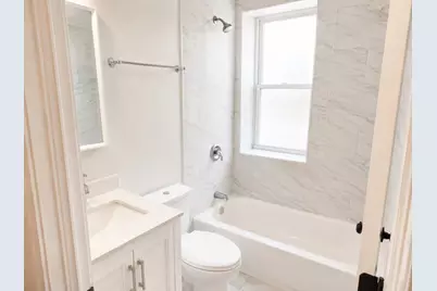 1439 E 66th Place #3W, Chicago, IL 60637 - Photo 8