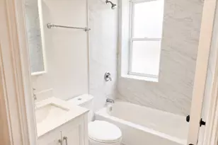 1439 E 66th Pl, Chicago, IL 60637 - Photo 8