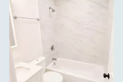 1439 E 66th Place #3W, Chicago, IL 60637 - Photo 10
