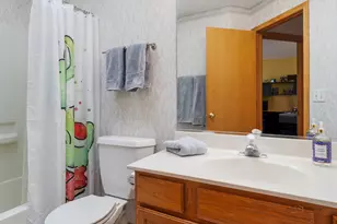 1123 Manchester Cir, Grayslake, IL 60030 - Photo 16