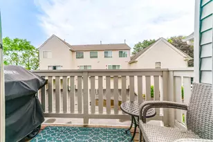 1123 Manchester Cir, Grayslake, IL 60030 - Photo 18